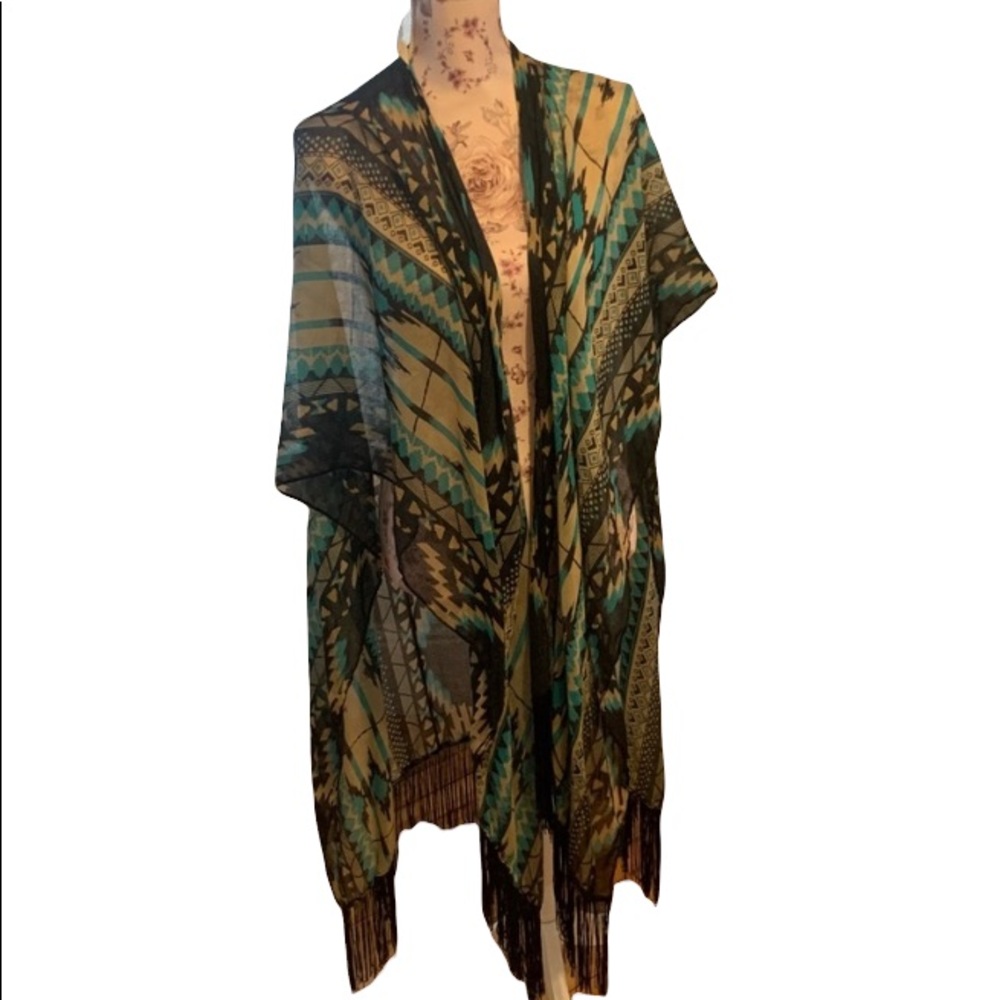 Beautiful aztec print shawl
